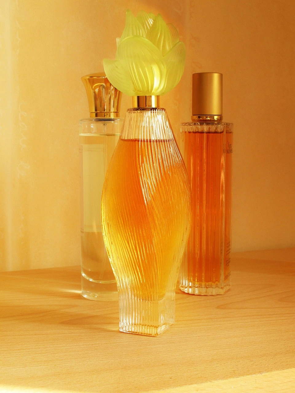 عطور درعه نسائي